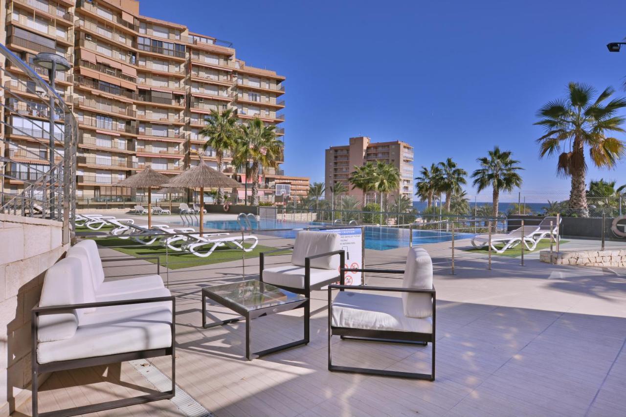Beachfront Luxury Apartments By Nras アレナレス・デル・ソル エクステリア 写真