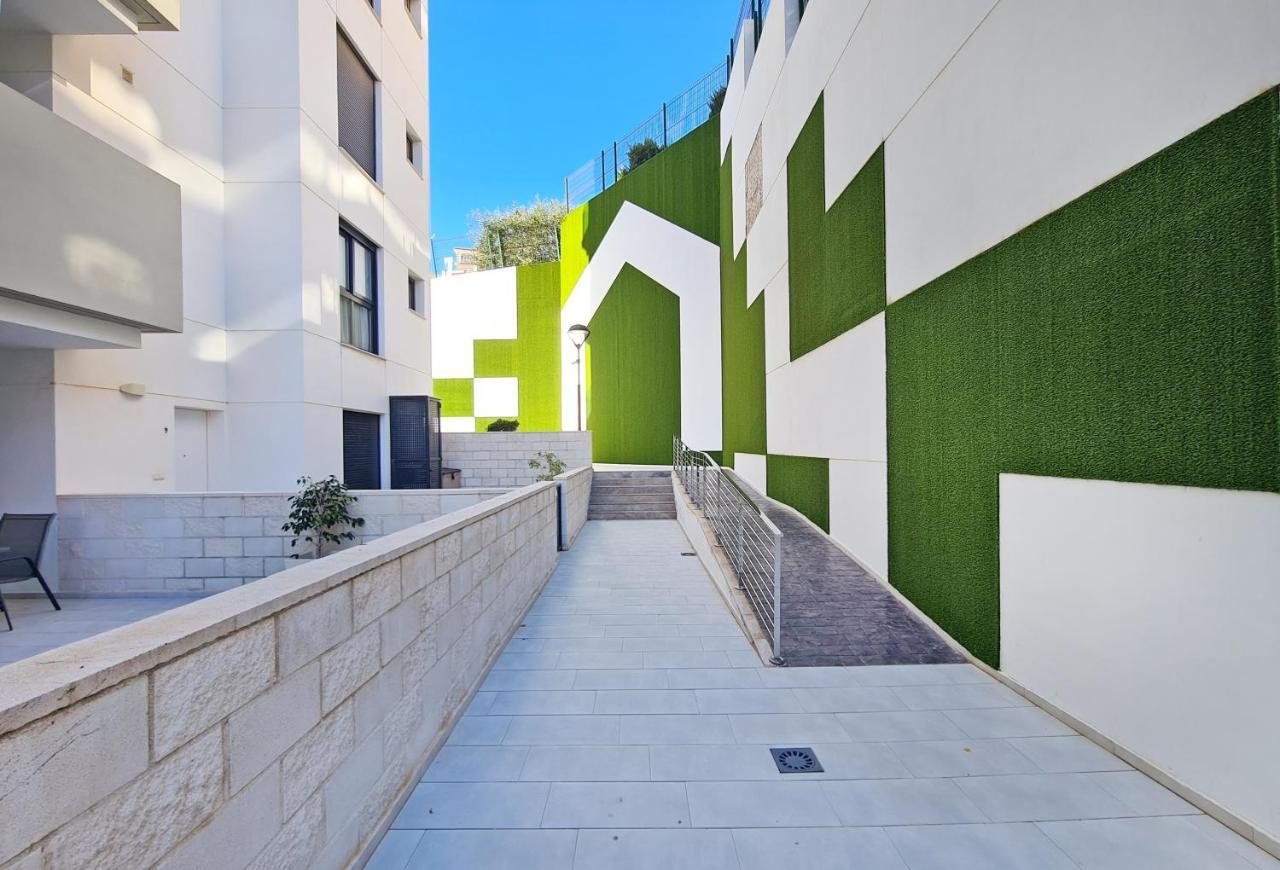 Beachfront Luxury Apartments By Nras アレナレス・デル・ソル エクステリア 写真