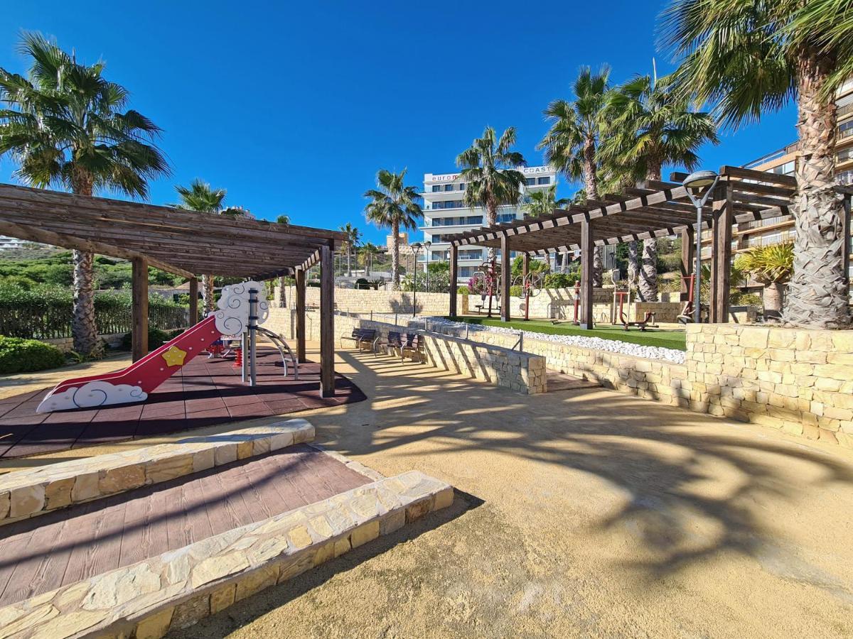 Beachfront Luxury Apartments By Nras アレナレス・デル・ソル エクステリア 写真
