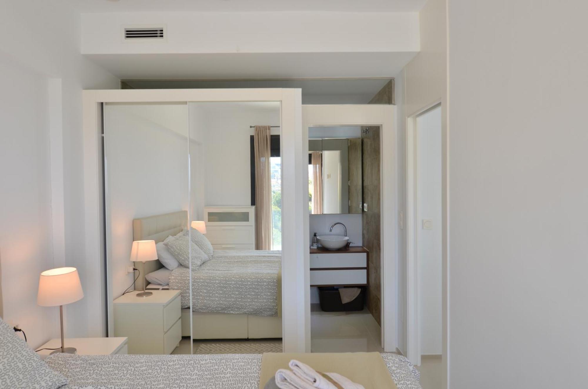 Beachfront Luxury Apartments By Nras アレナレス・デル・ソル 部屋 写真