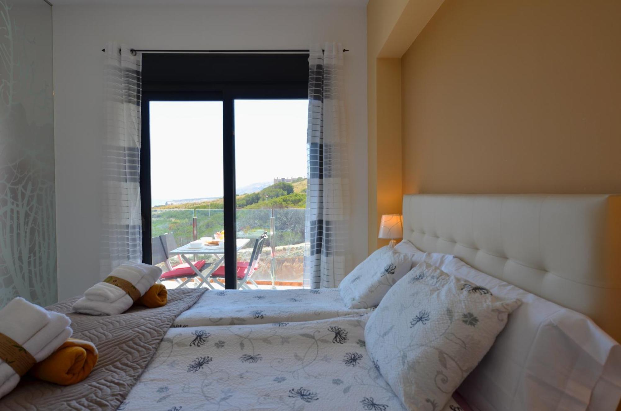 Beachfront Luxury Apartments By Nras アレナレス・デル・ソル 部屋 写真